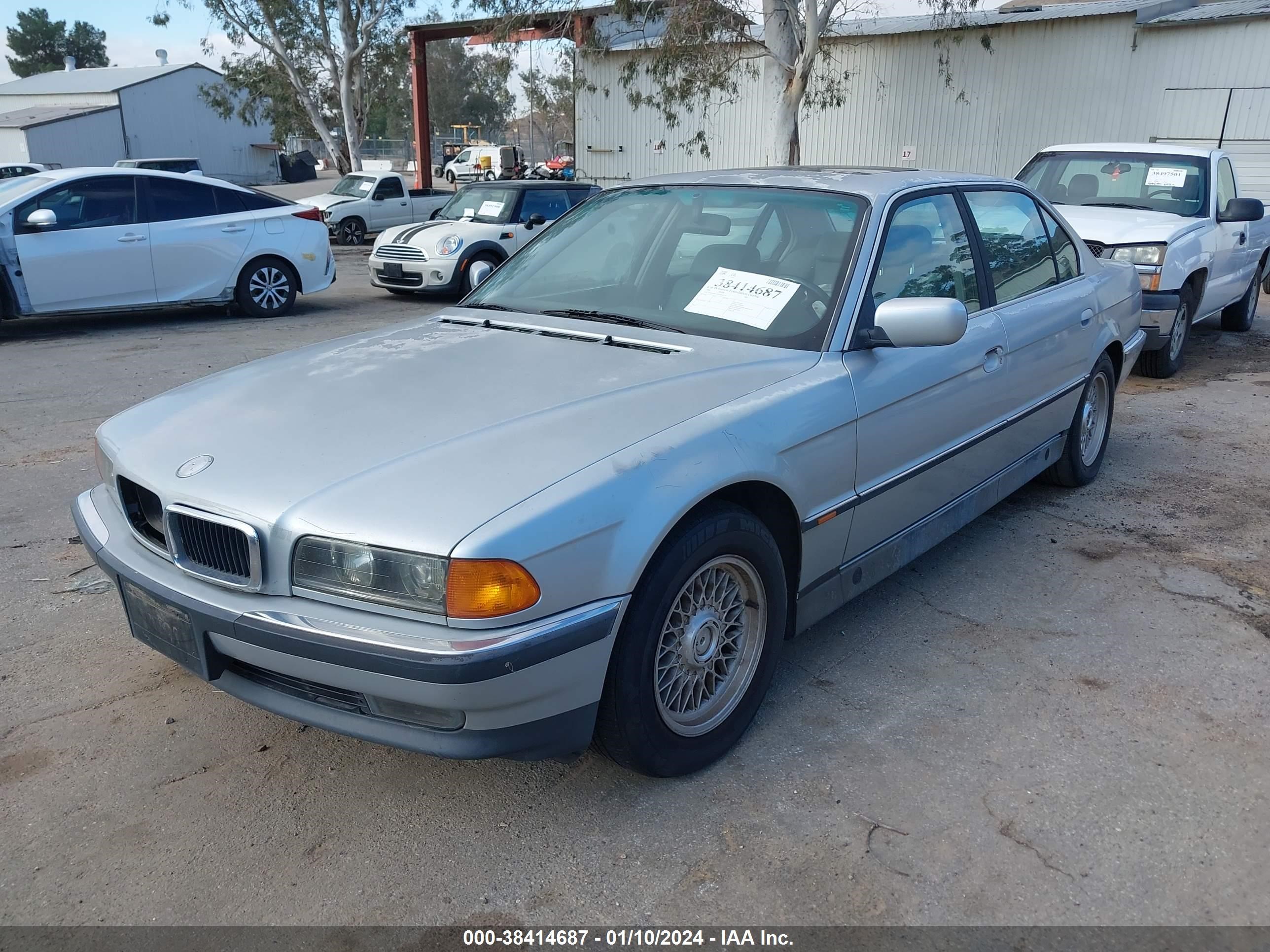 Photo 1 VIN: WBAGJ8329WDM12567 - BMW 7ER 