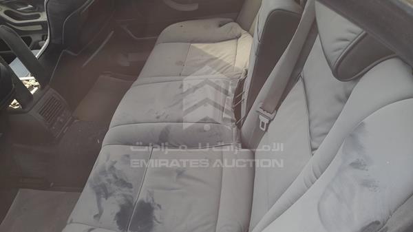 Photo 13 VIN: WBAGK21050DH37402 - BMW 750 I 