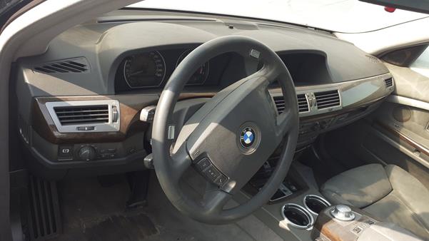 Photo 11 VIN: WBAGL61010DM51984 - BMW 745 I 