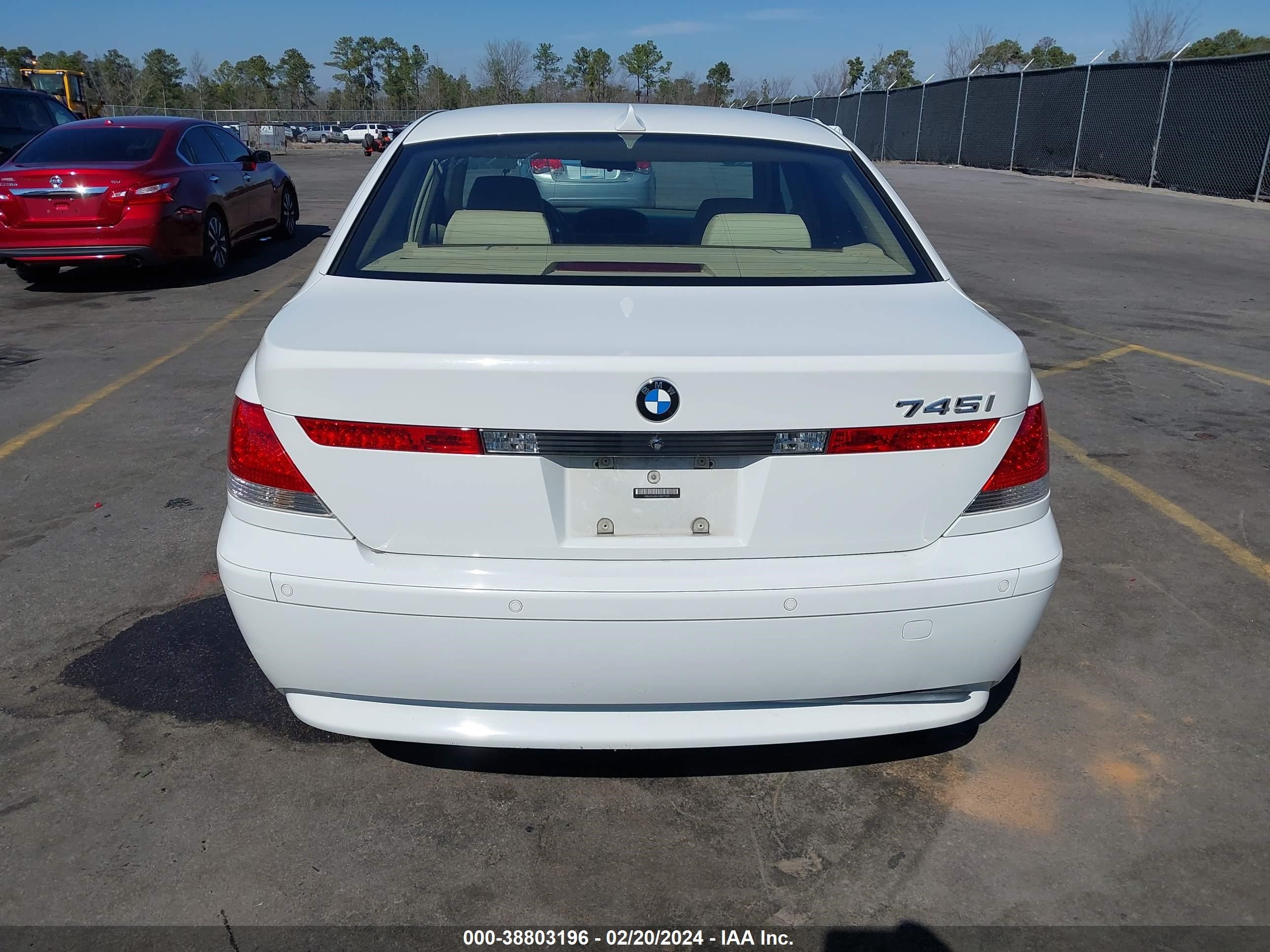 Photo 15 VIN: WBAGL63474DP71705 - BMW 7ER 