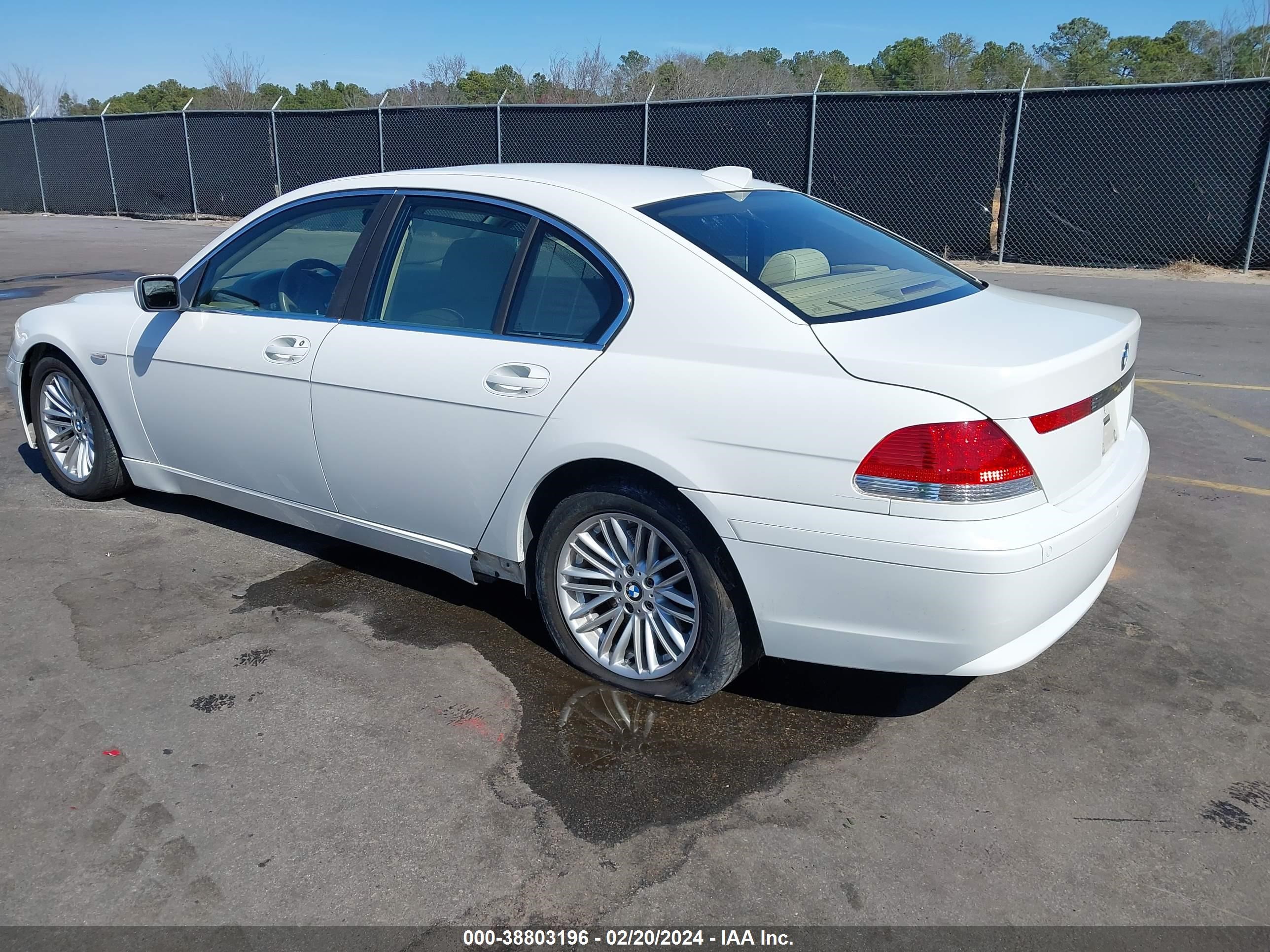 Photo 2 VIN: WBAGL63474DP71705 - BMW 7ER 