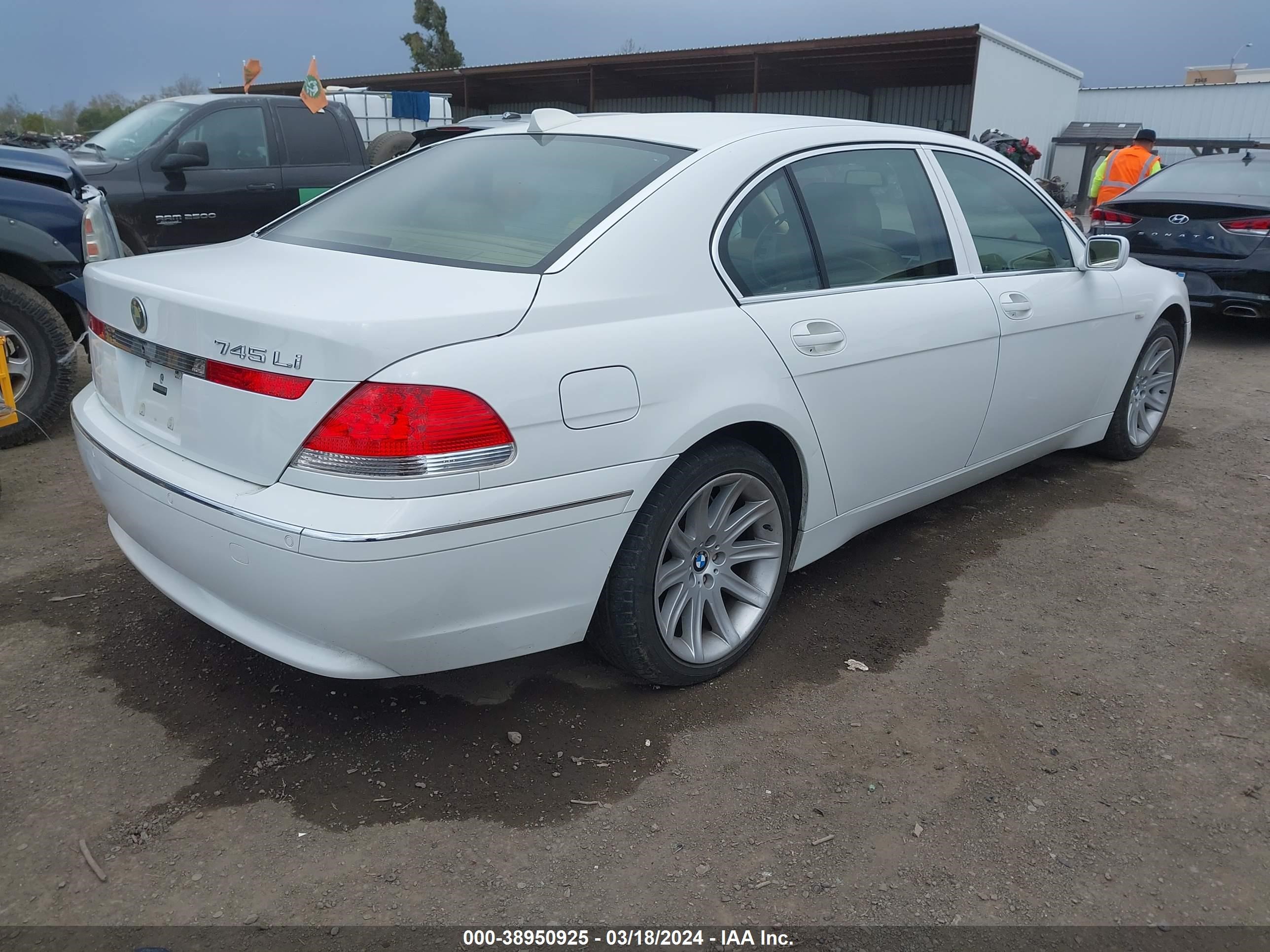 Photo 3 VIN: WBAGN63434DS47882 - BMW 7ER 