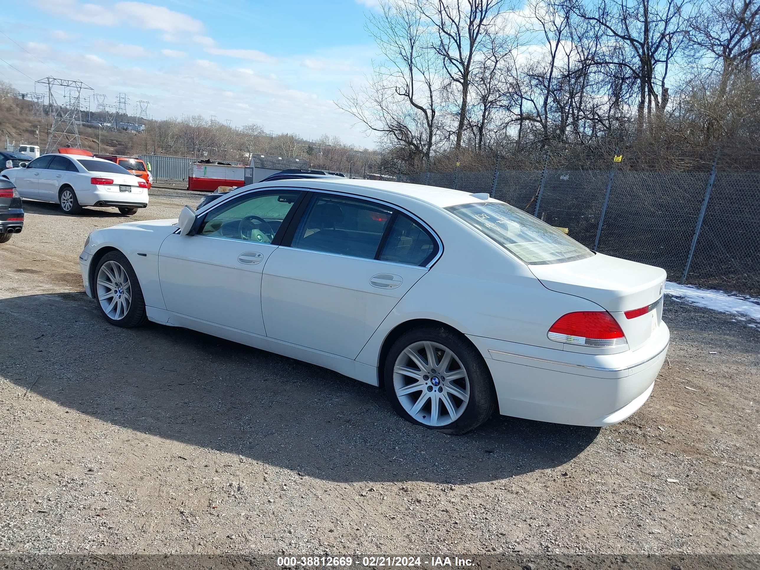 Photo 2 VIN: WBAGN63453DR11128 - BMW 7ER 