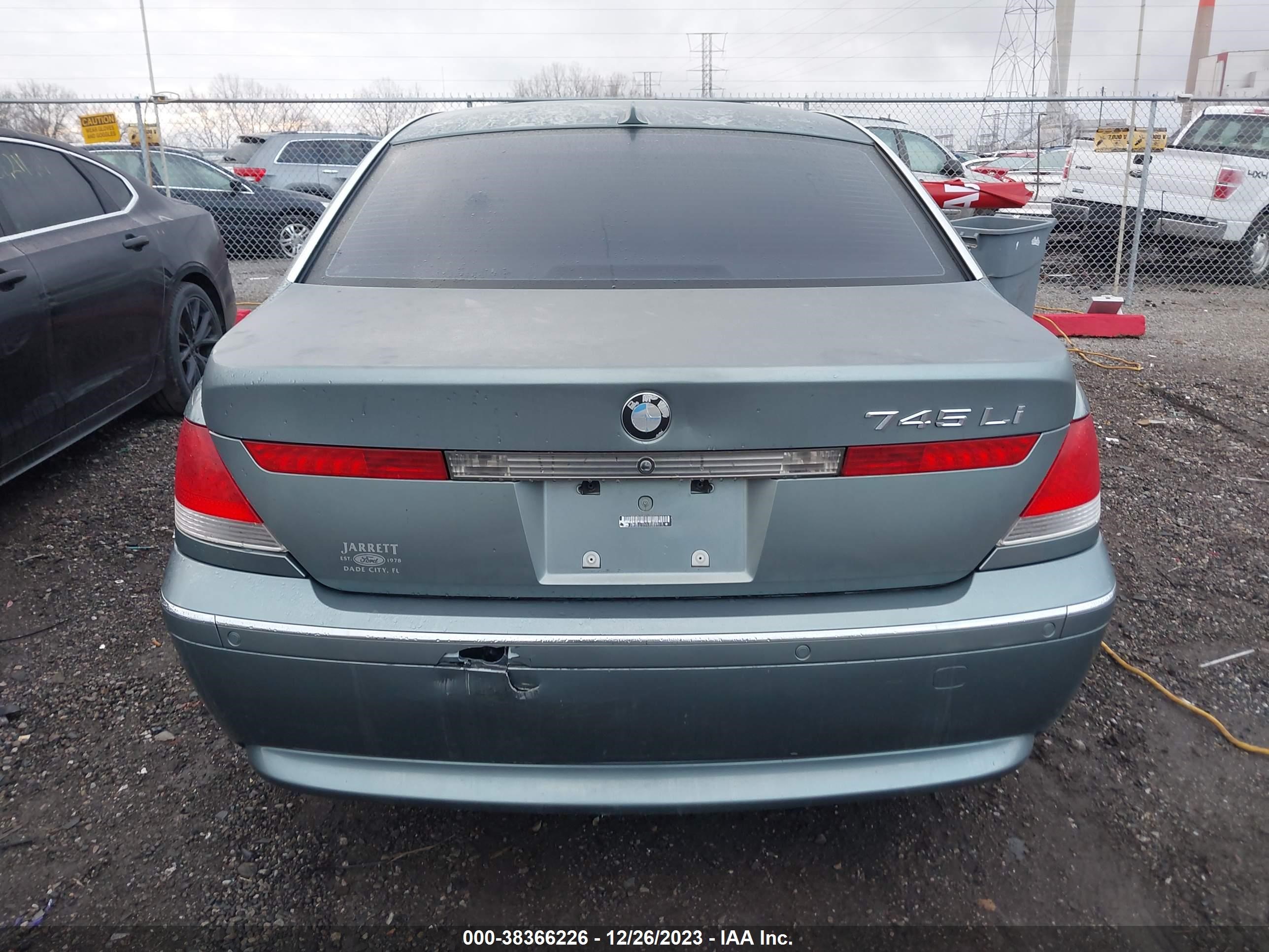 Photo 16 VIN: WBAGN63453DR14370 - BMW 7ER 