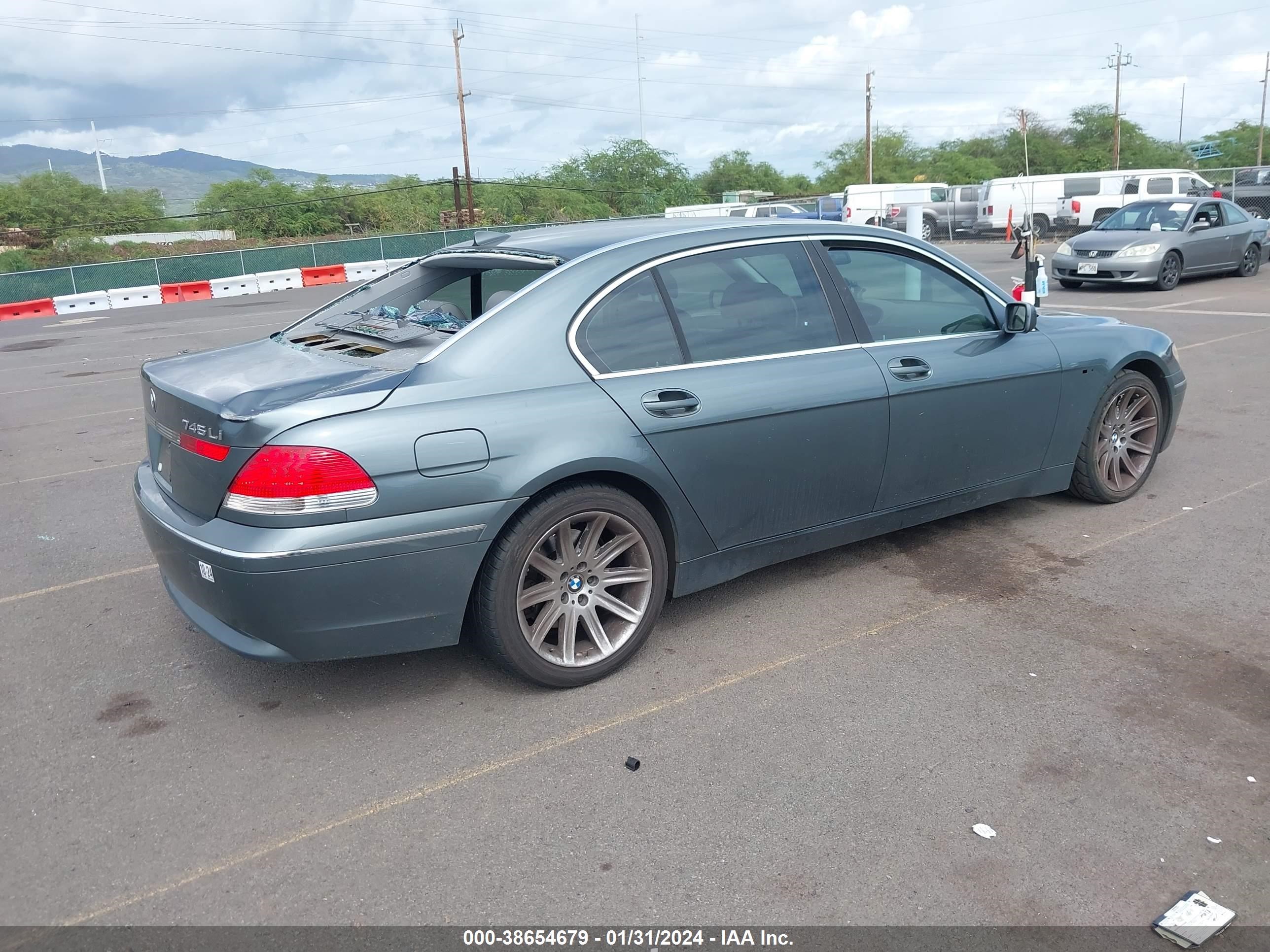 Photo 3 VIN: WBAGN63462DR05627 - BMW 7ER 