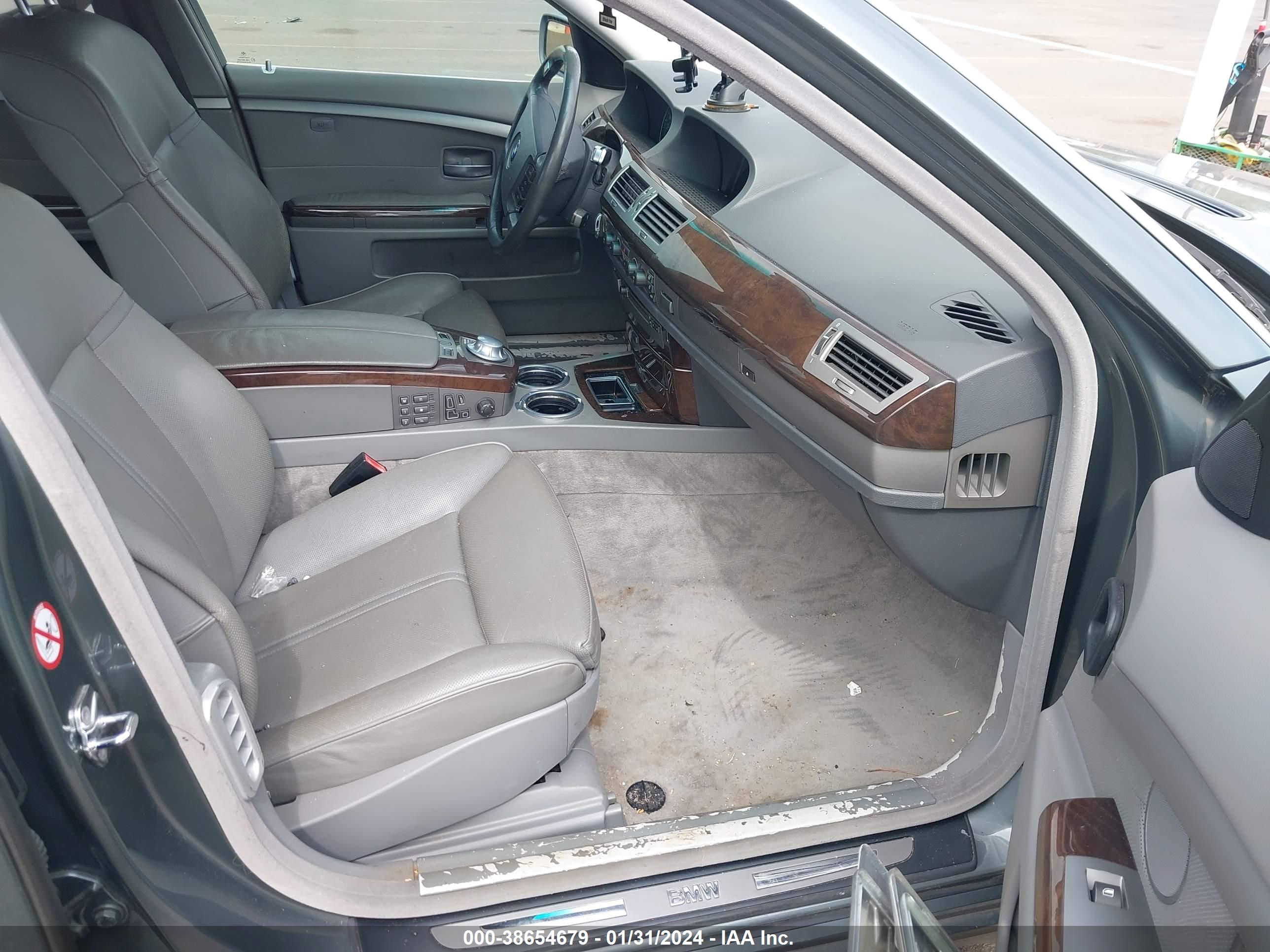 Photo 4 VIN: WBAGN63462DR05627 - BMW 7ER 