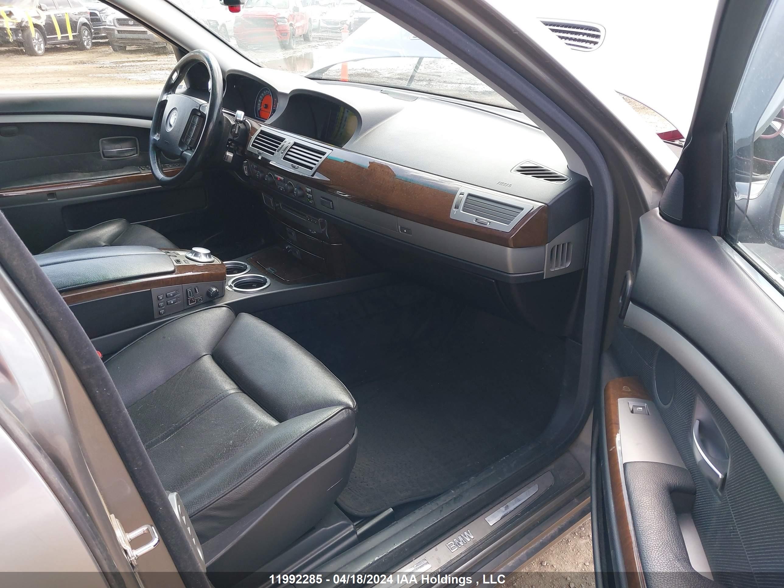 Photo 4 VIN: WBAGN63514DS55133 - BMW 7ER 