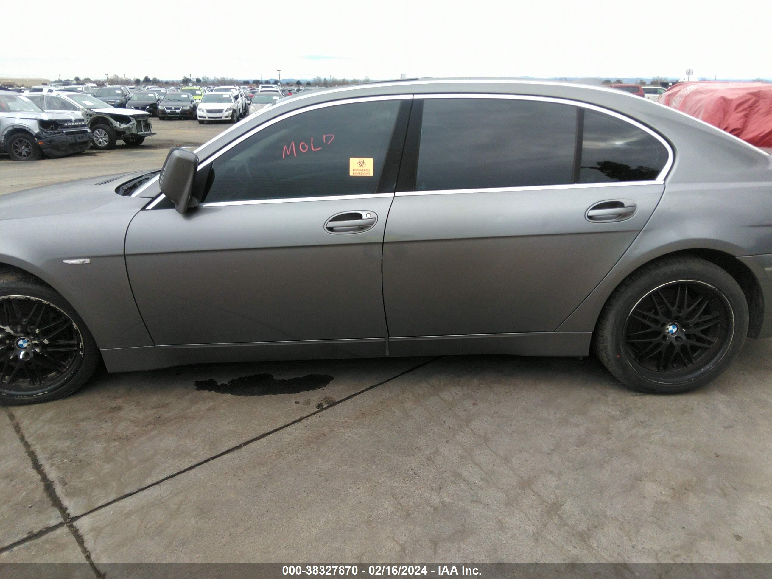 Photo 13 VIN: WBAGN63544DS52940 - BMW 7ER 