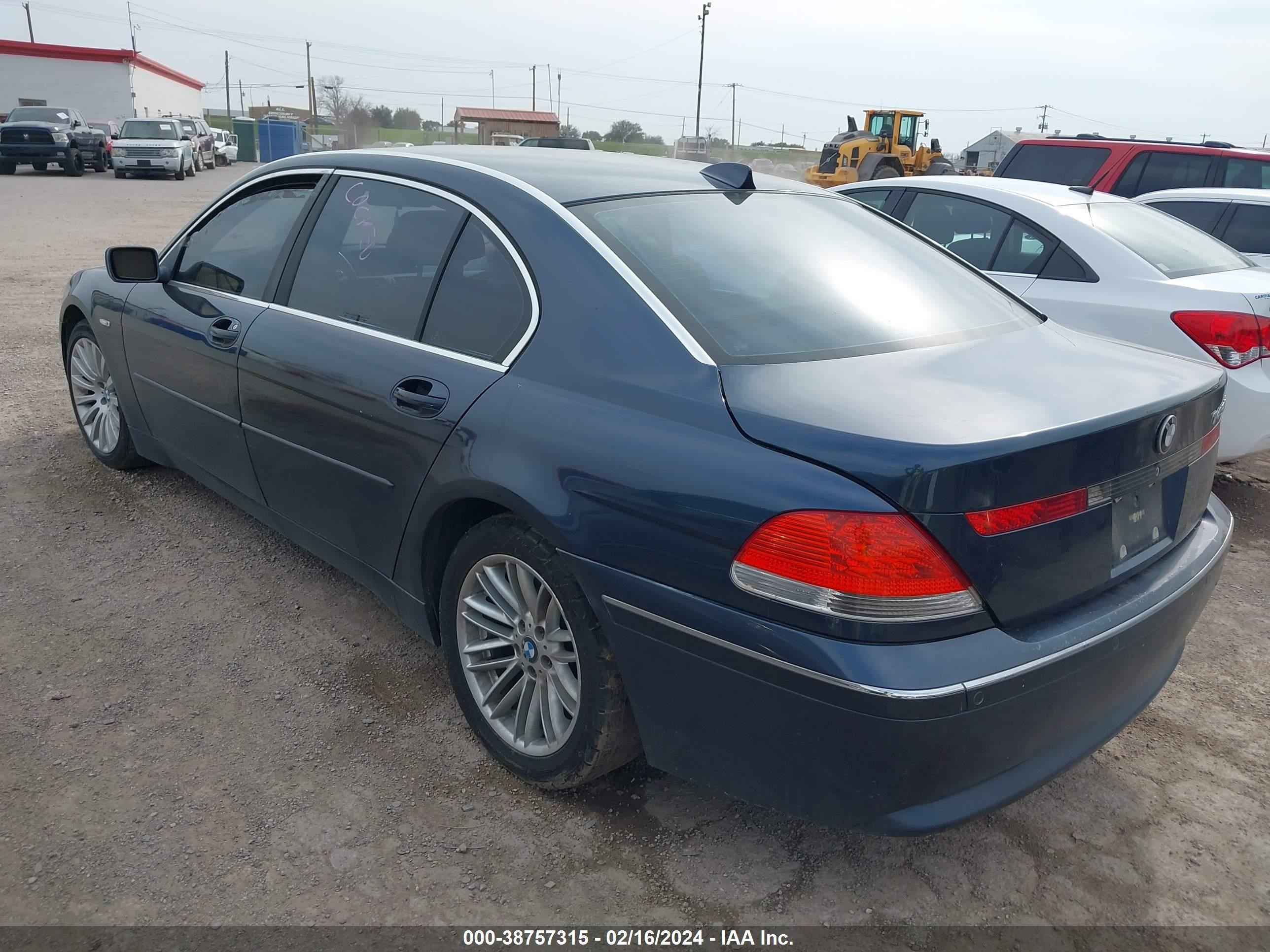 Photo 2 VIN: WBAGN63574DS53399 - BMW 7ER 