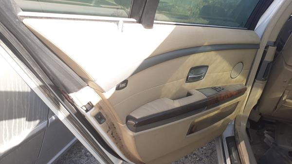 Photo 20 VIN: WBAGN81083DR20093 - BMW 760 LI 