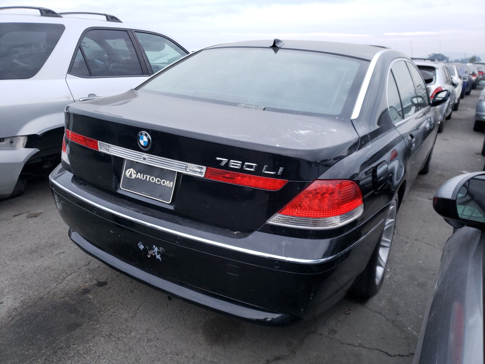 Photo 3 VIN: WBAGN83473DK10201 - BMW 760 LI 