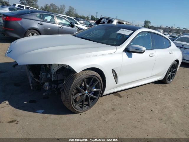 Photo 1 VIN: WBAGV2C09NCJ55169 - BMW 840I 