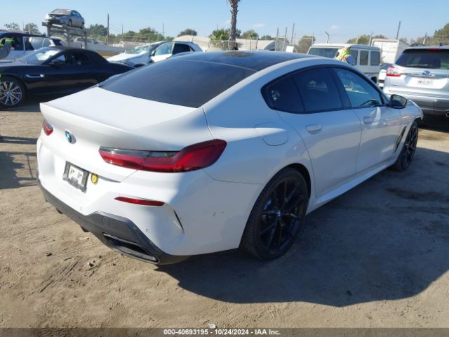 Photo 3 VIN: WBAGV2C09NCJ55169 - BMW 840I 