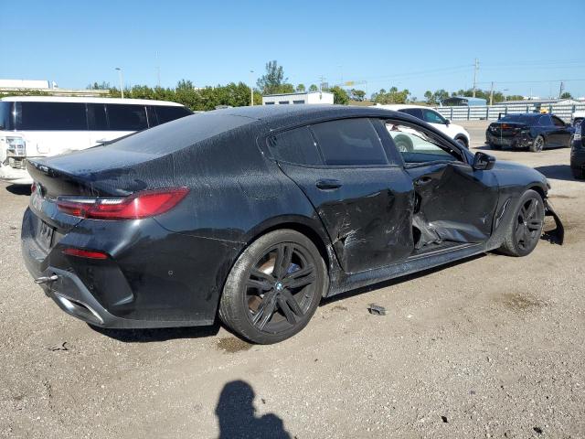 Photo 2 VIN: WBAGV4C00MCF39354 - BMW 840XI 