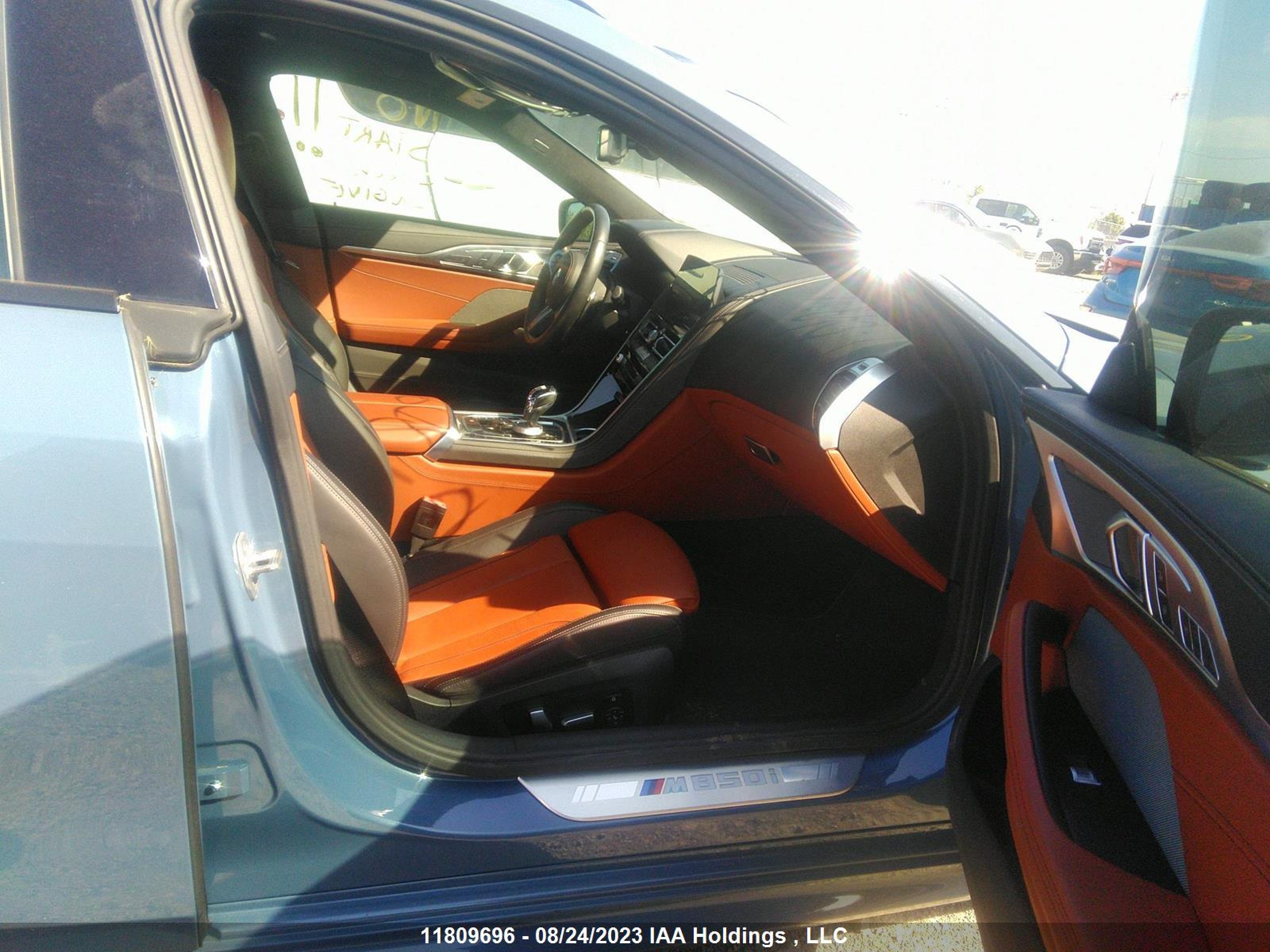 Photo 4 VIN: WBAGV8C03LBP49018 - BMW 8ER 