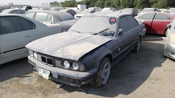 Photo 4 VIN: WBAHC21090GA49239 - BMW 525I 