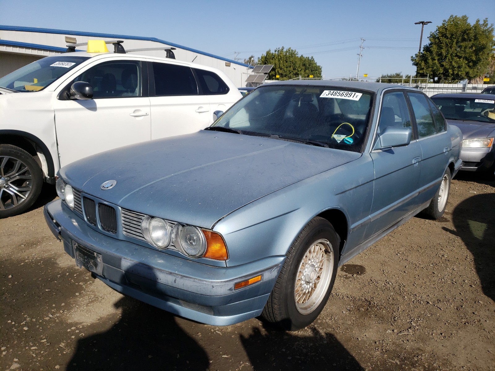 Photo 1 VIN: WBAHC2300K2085461 - BMW 525 I AUTO 