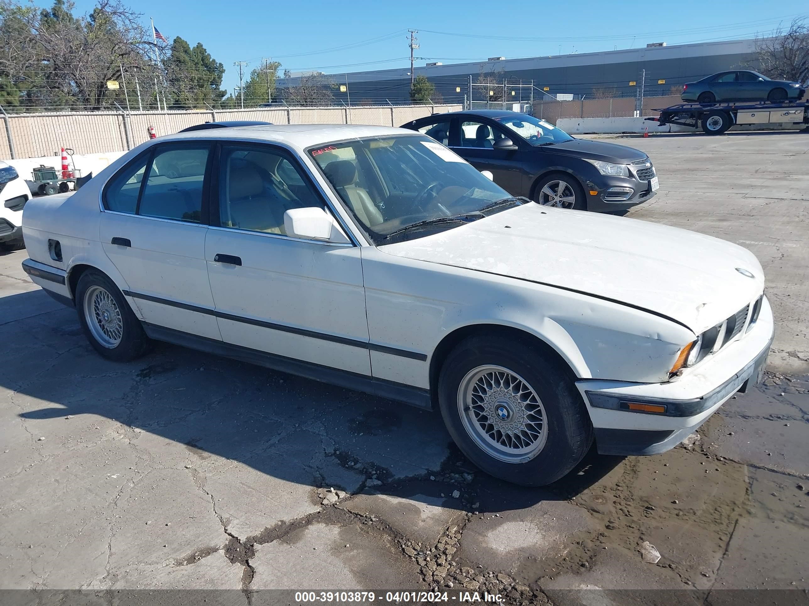 Photo 0 VIN: WBAHD6312NBJ69329 - BMW 5ER 