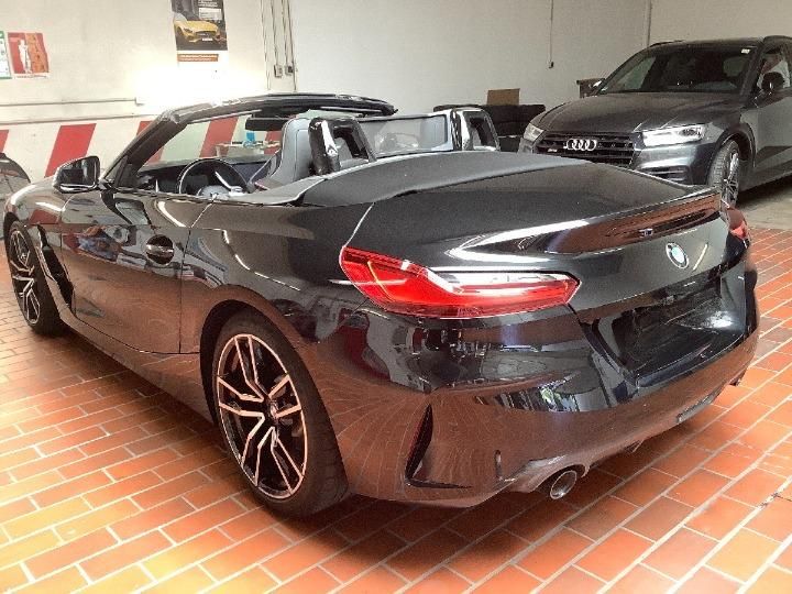 Photo 14 VIN: WBAHF11020WW92651 - BMW Z4 ROADSTER 