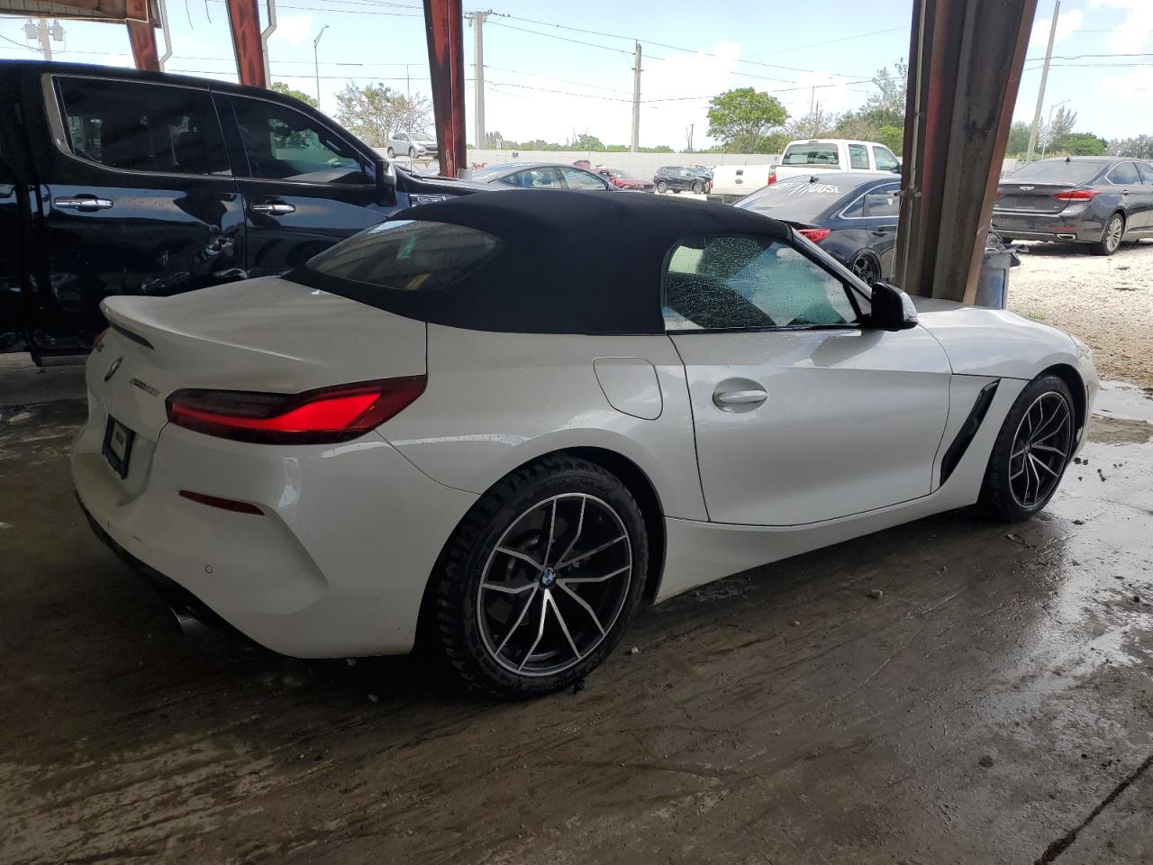 Photo 2 VIN: WBAHF3C08NWX39696 - BMW Z4 