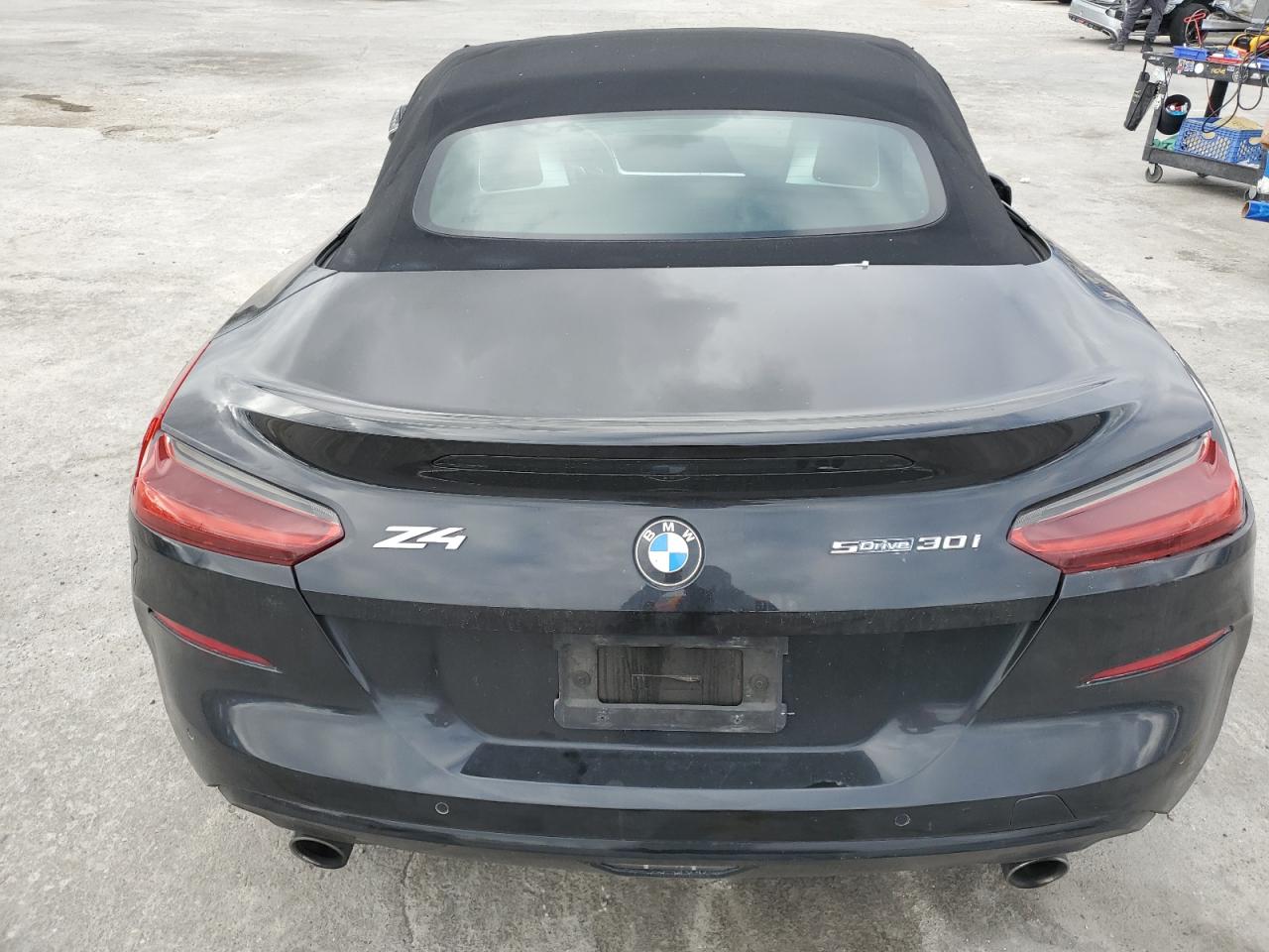 Photo 9 VIN: WBAHF3C54KWW42809 - BMW Z4 