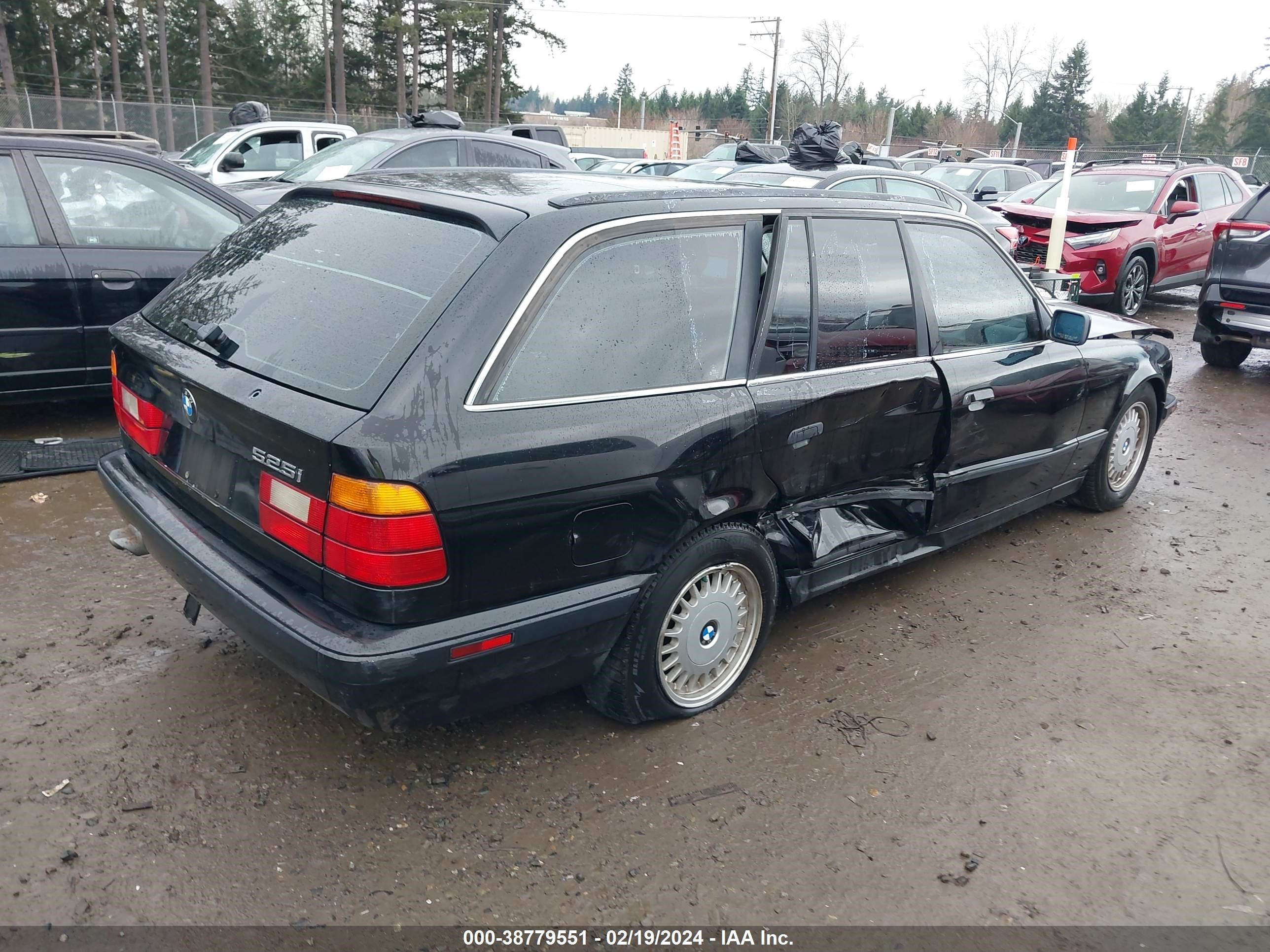 Photo 3 VIN: WBAHJ6316PGD23039 - BMW 5ER 