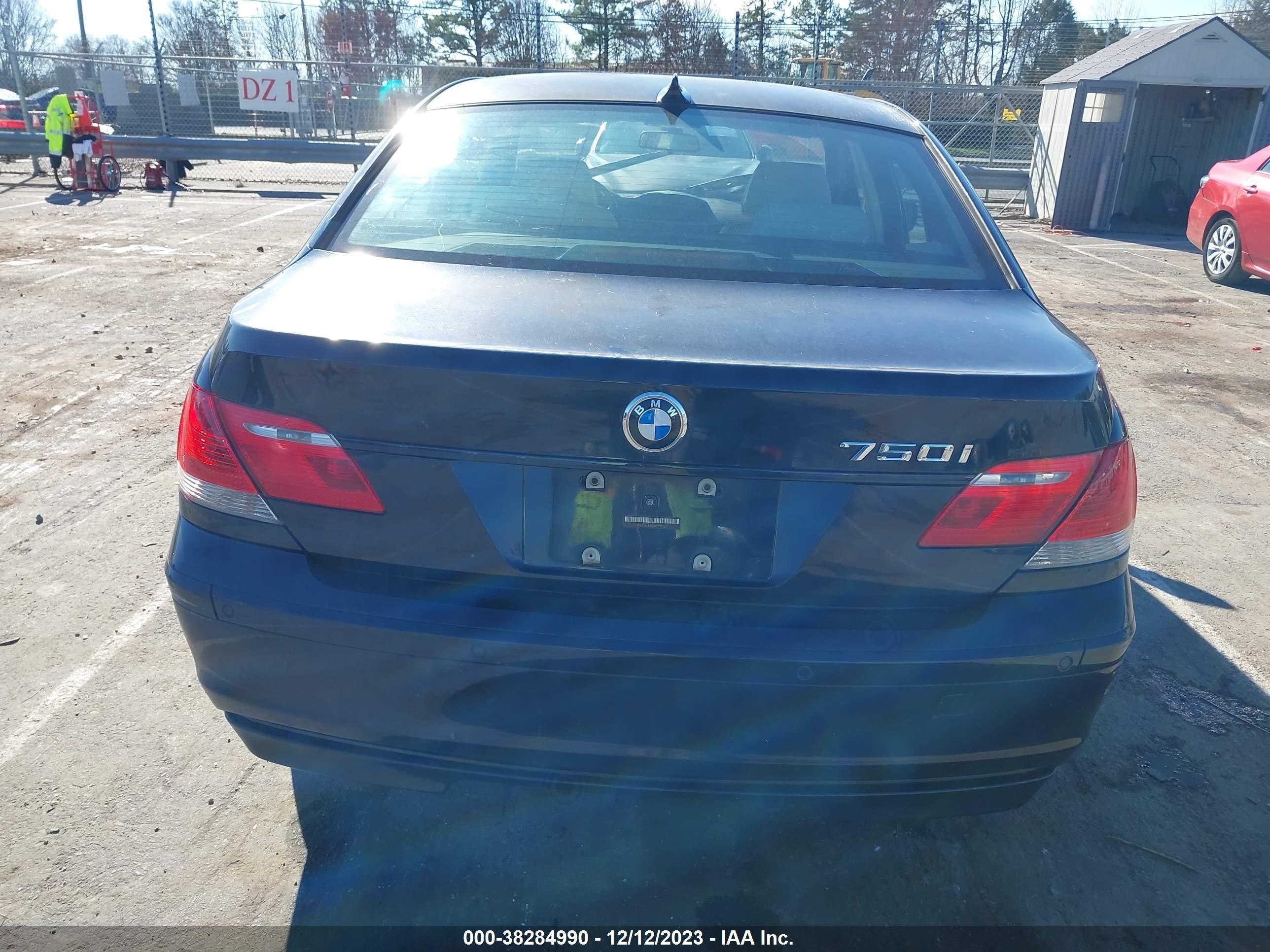 Photo 15 VIN: WBAHL83508DT13521 - BMW 7ER 