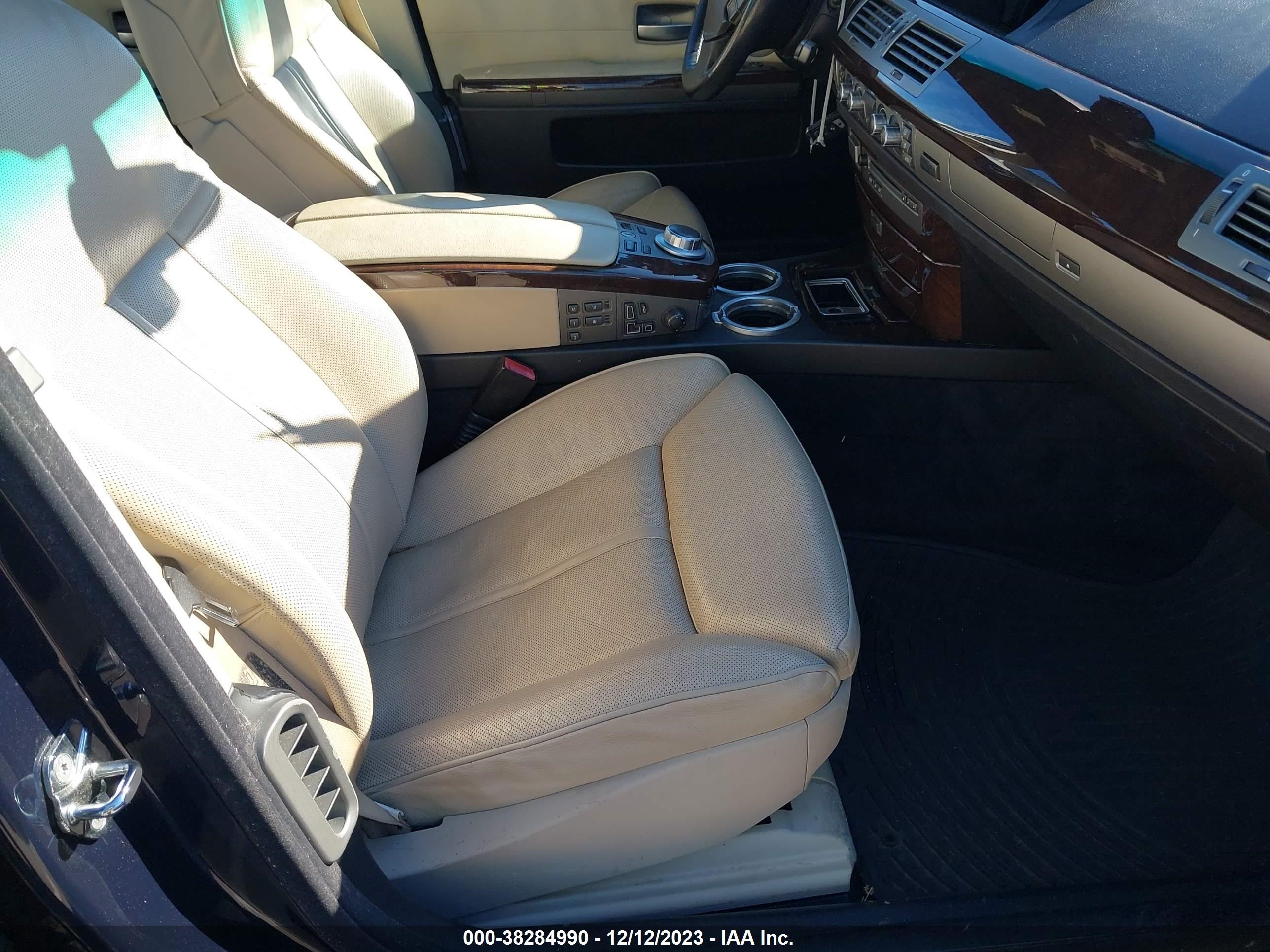 Photo 4 VIN: WBAHL83508DT13521 - BMW 7ER 