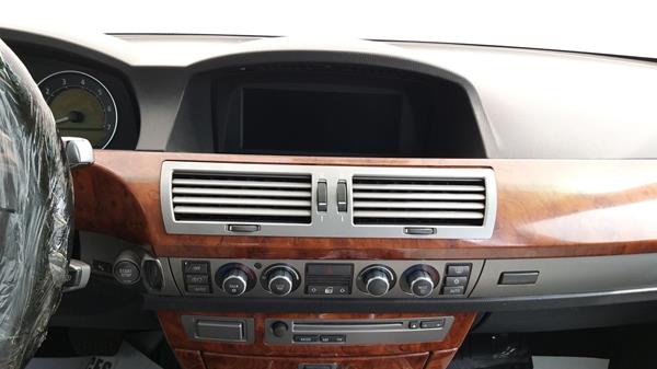 Photo 15 VIN: WBAHL83526DT04817 - BMW 750 I 