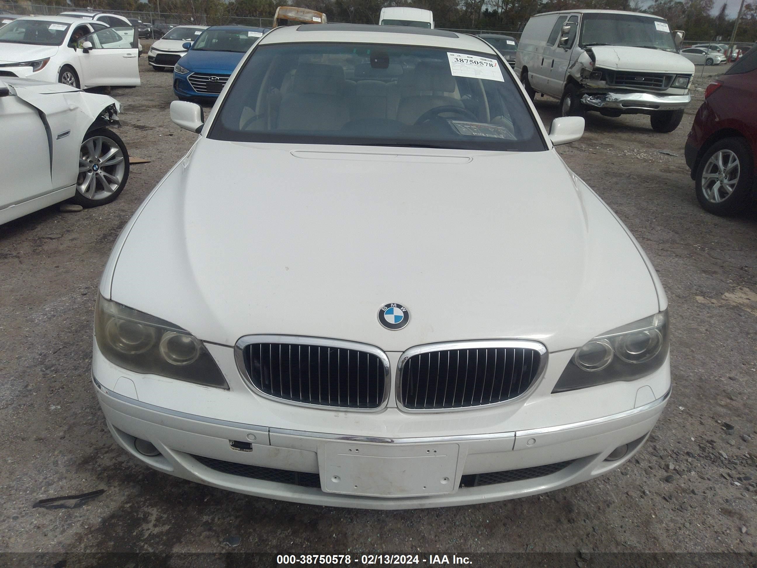 Photo 5 VIN: WBAHL83568DT13880 - BMW 7ER 