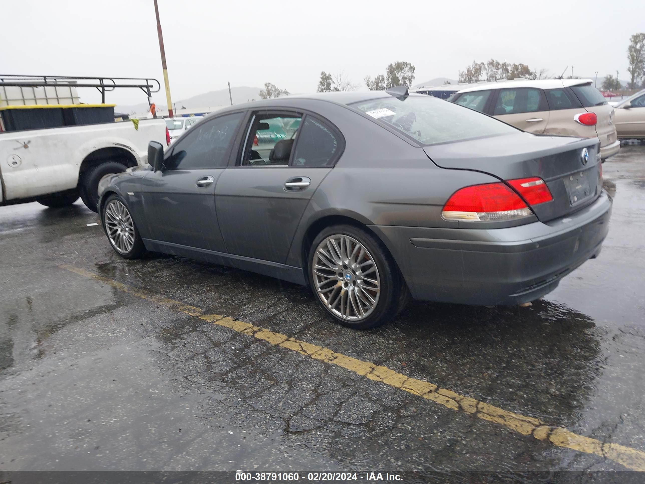 Photo 2 VIN: WBAHL83577DT08590 - BMW 7ER 