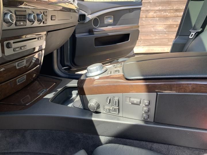 Photo 13 VIN: WBAHM21060DS76786 - BMW 730D SALOON 