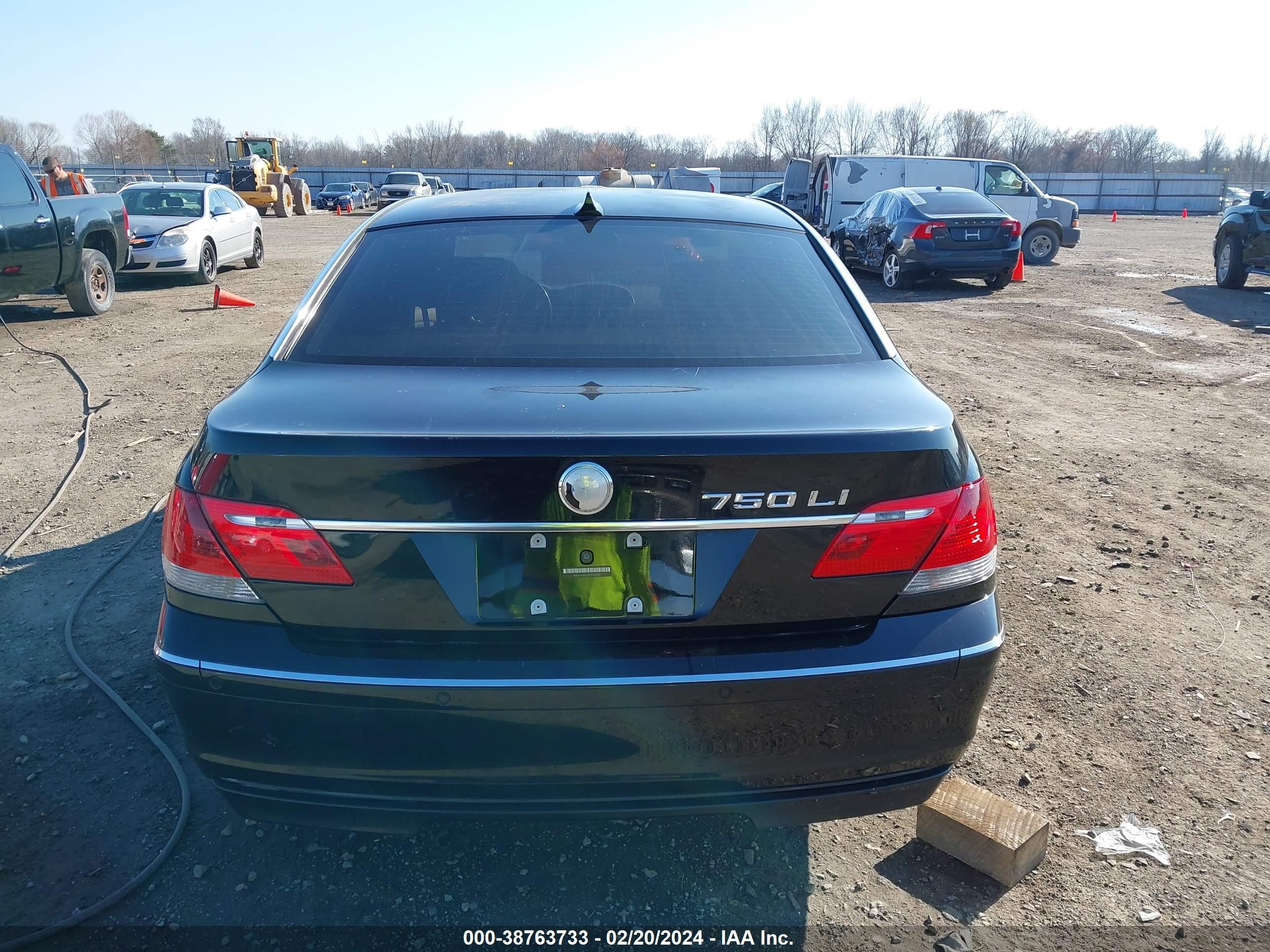 Photo 15 VIN: WBAHN83507DT65790 - BMW 7ER 