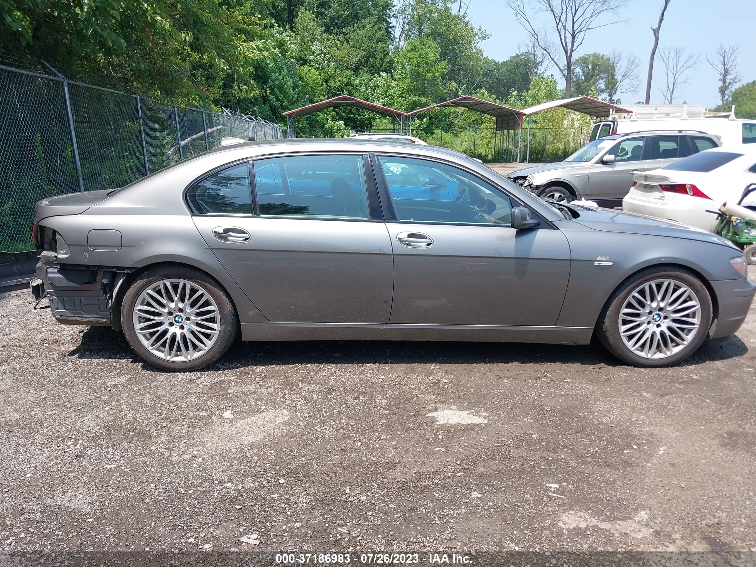 Photo 11 VIN: WBAHN83507DT74862 - BMW 7ER 