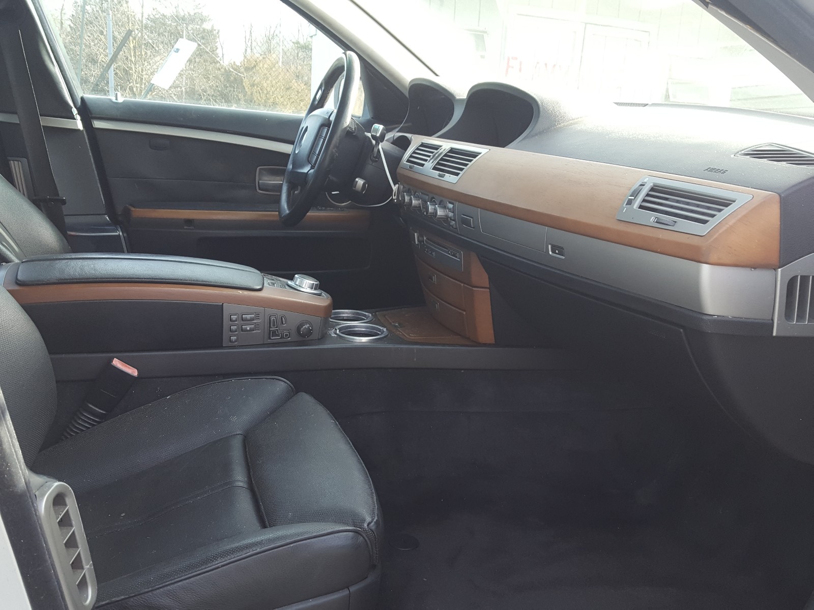 Photo 4 VIN: WBAHN83536DT59772 - BMW 750 LI 