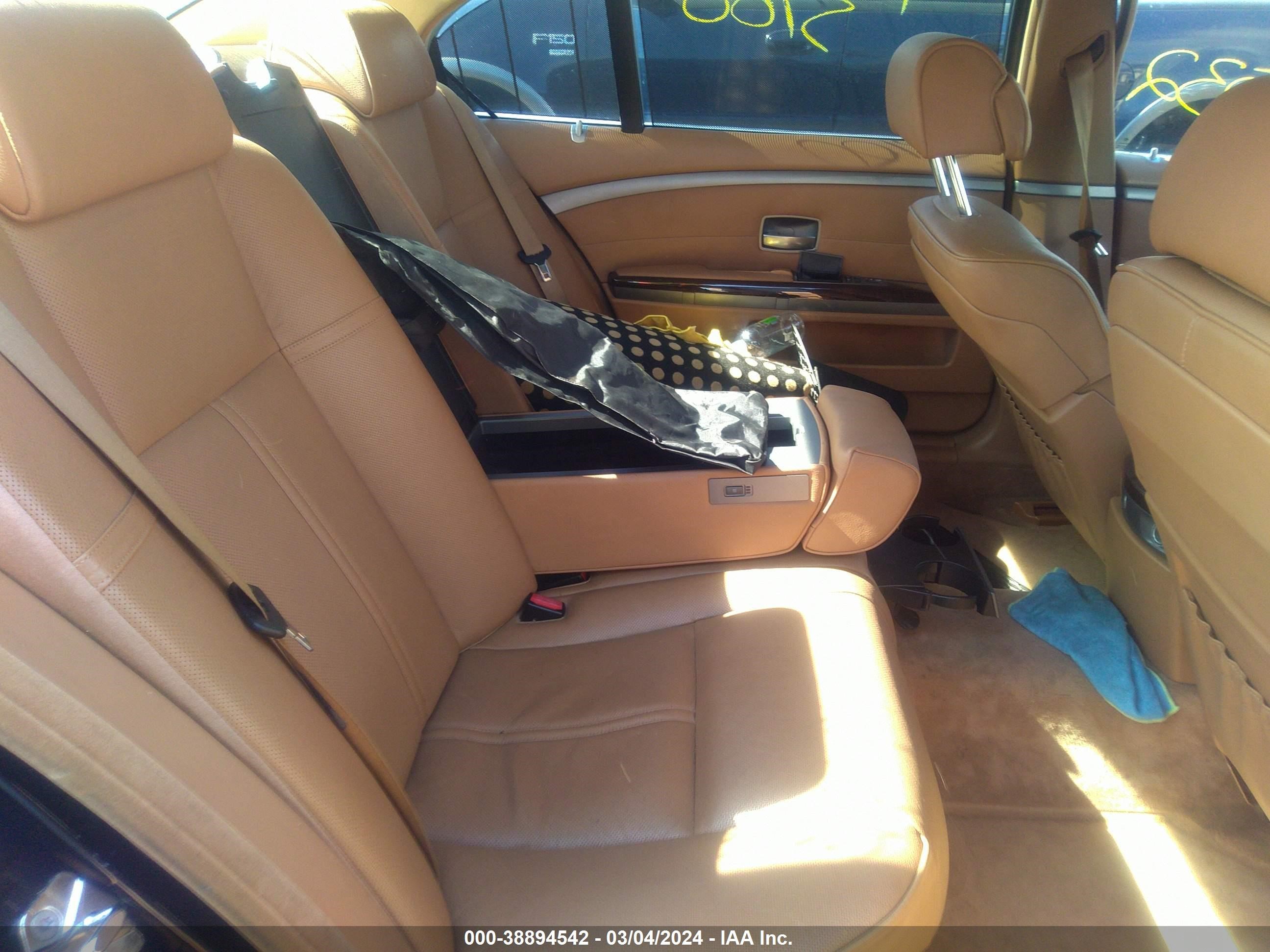 Photo 7 VIN: WBAHN83548DT85574 - BMW 7ER 