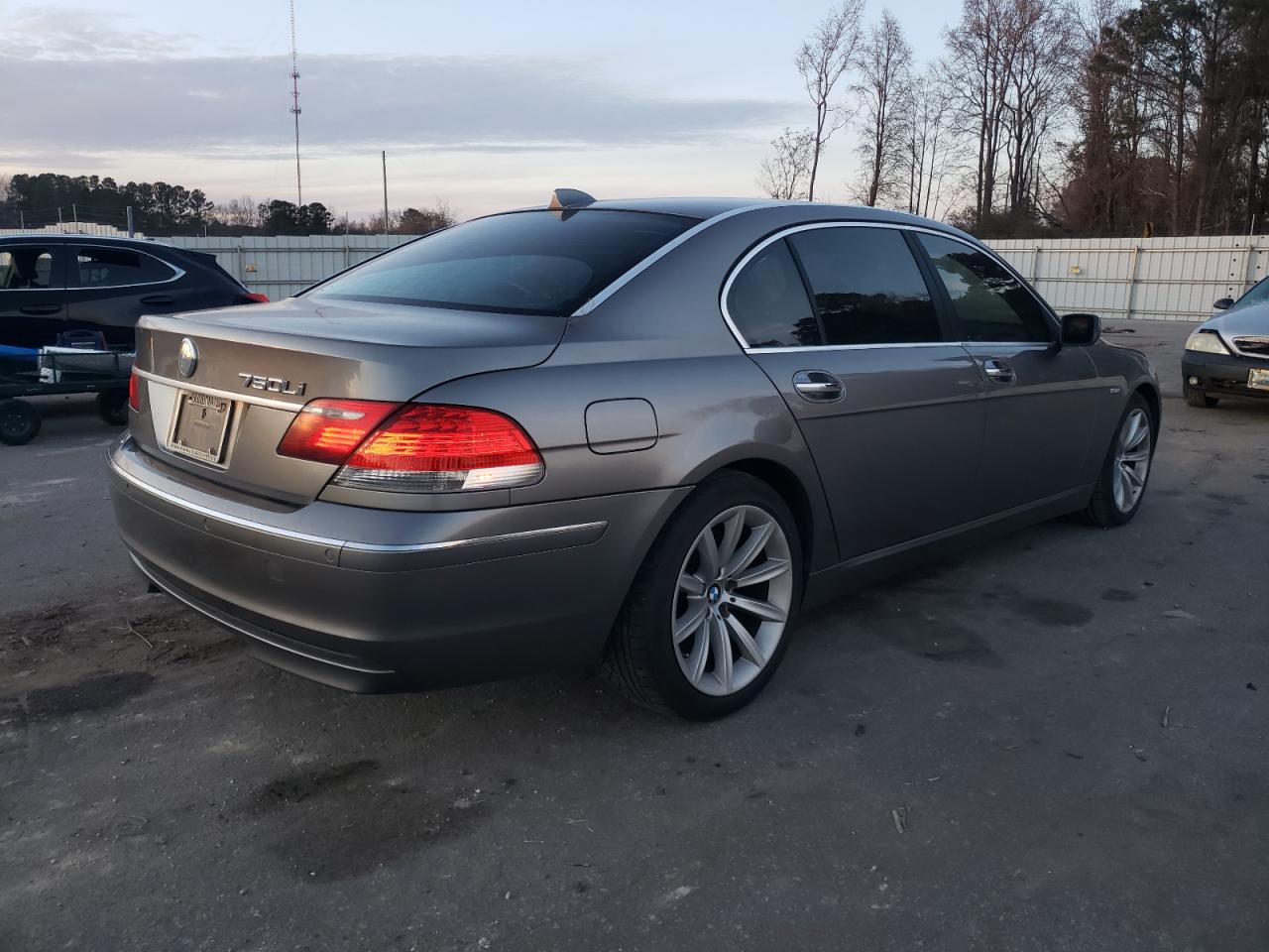 Photo 2 VIN: WBAHN83557DT65042 - BMW 7ER 