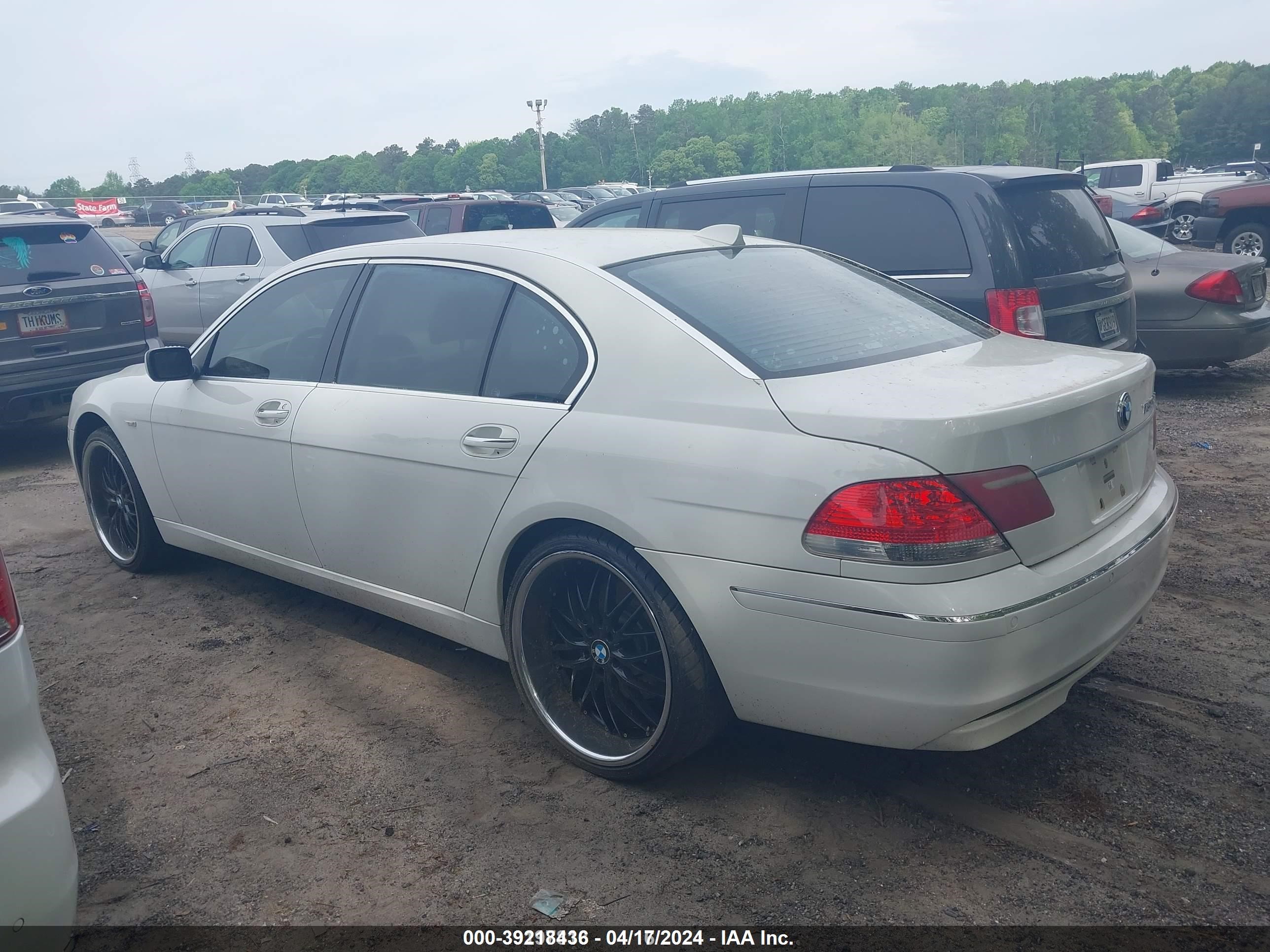 Photo 2 VIN: WBAHN83558DT77371 - BMW 7ER 