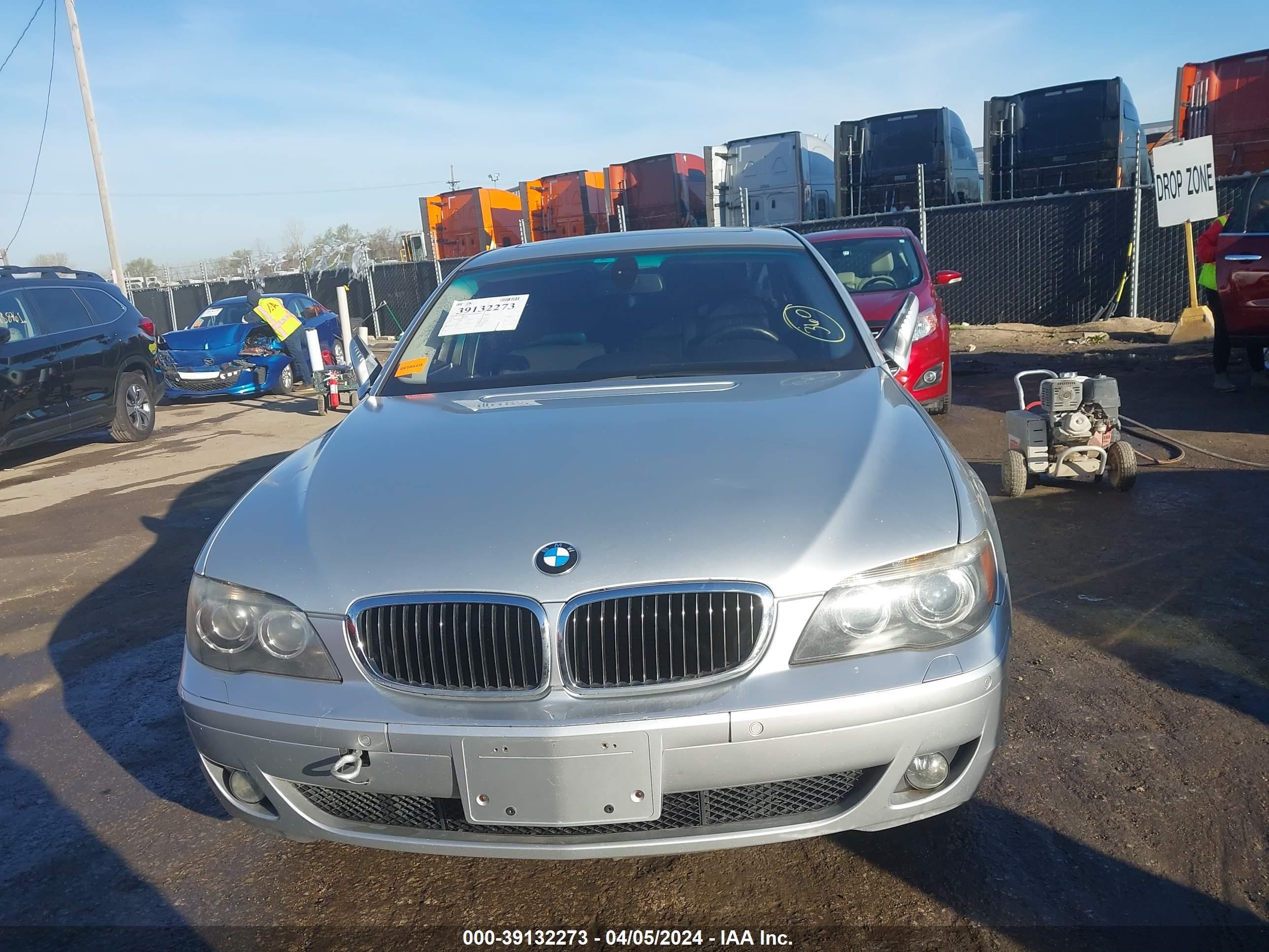 Photo 12 VIN: WBAHN83576DT64229 - BMW 7ER 