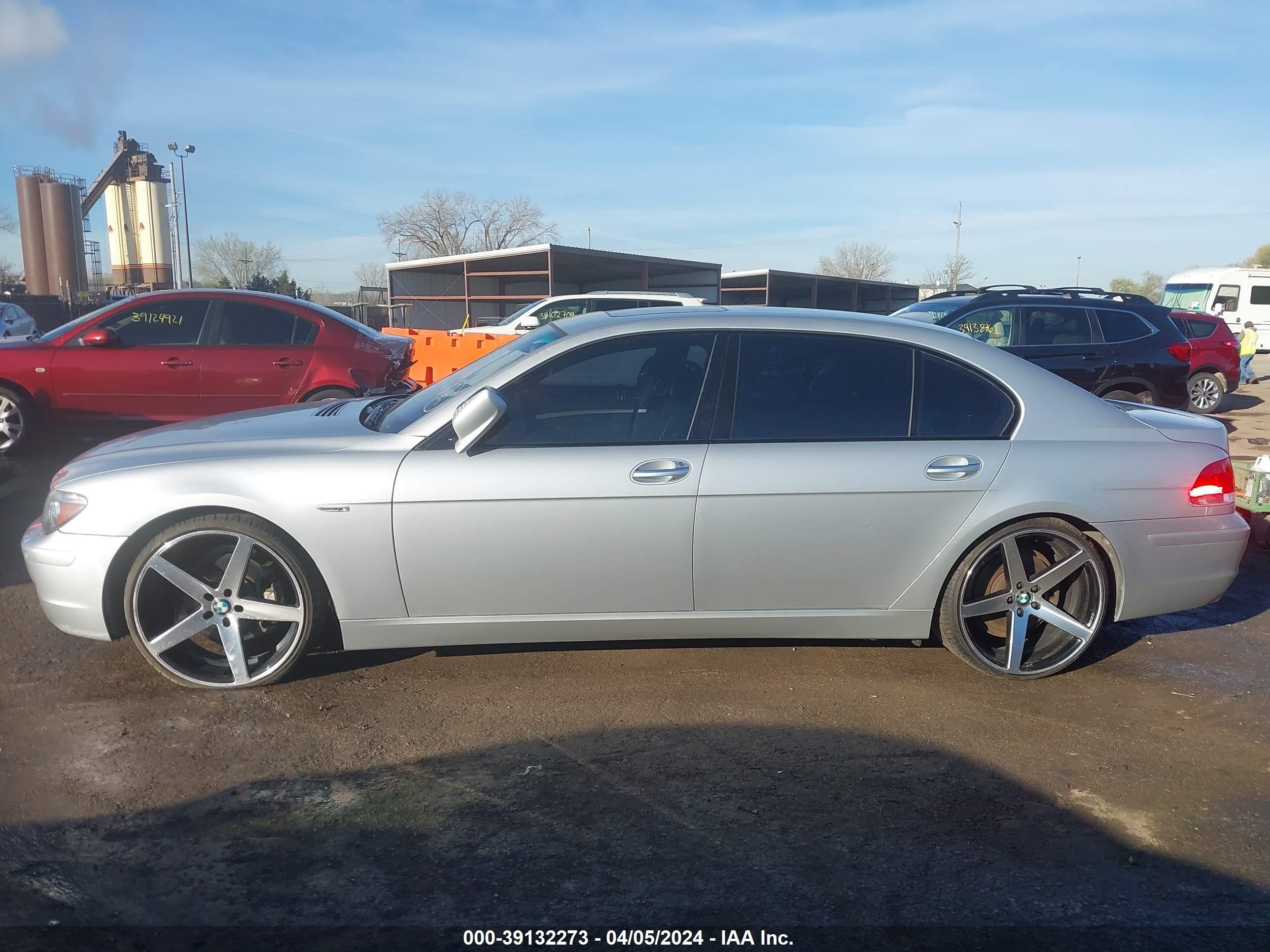 Photo 14 VIN: WBAHN83576DT64229 - BMW 7ER 