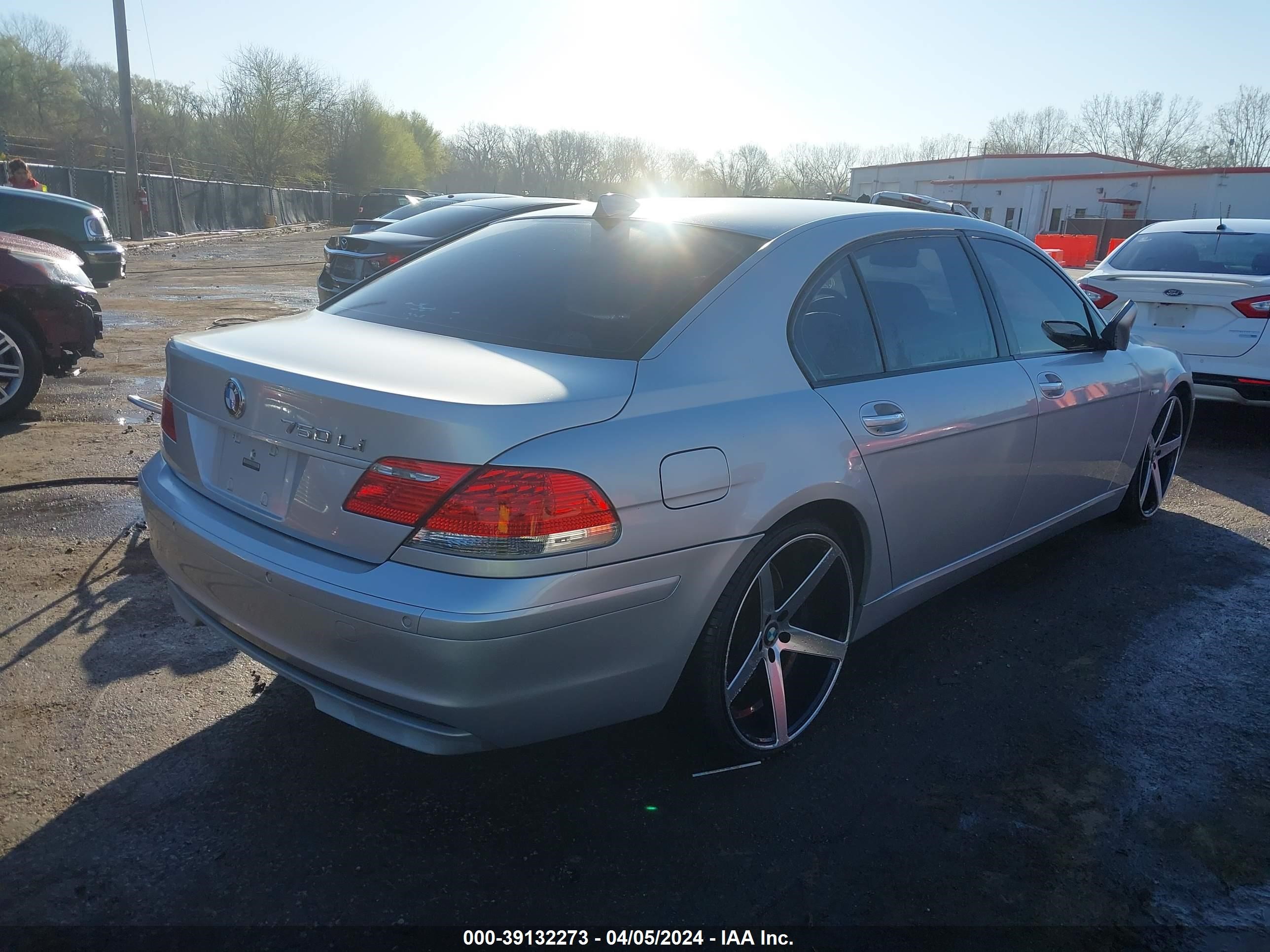 Photo 4 VIN: WBAHN83576DT64229 - BMW 7ER 