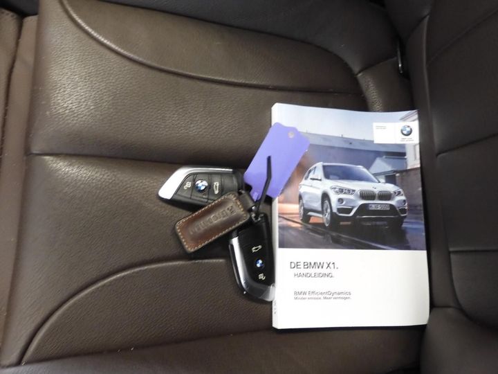 Photo 10 VIN: WBAHS110705J24994 - BMW X1 