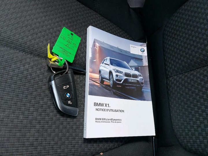 Photo 9 VIN: WBAHT510305J69824 - BMW X1 