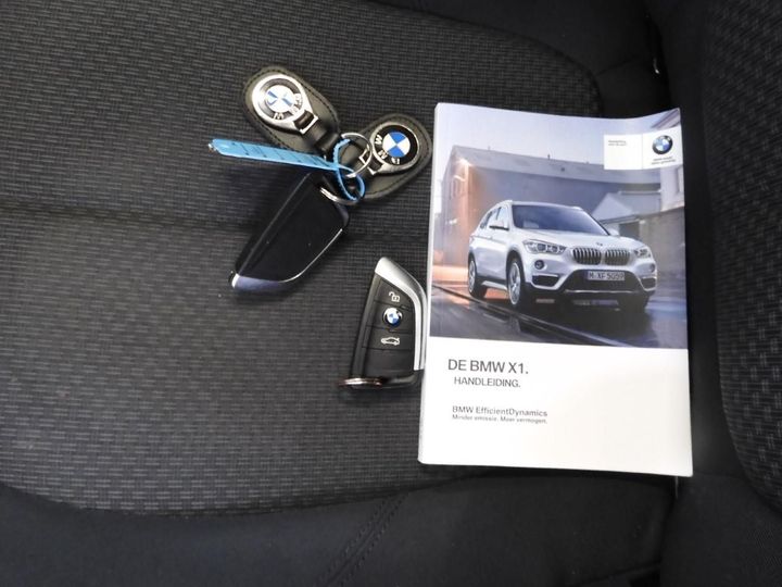 Photo 11 VIN: WBAHT510805K75038 - BMW X1 