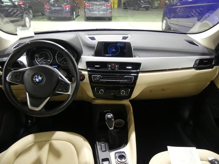 Photo 8 VIN: WBAHT510X05F32428 - BMW X1 