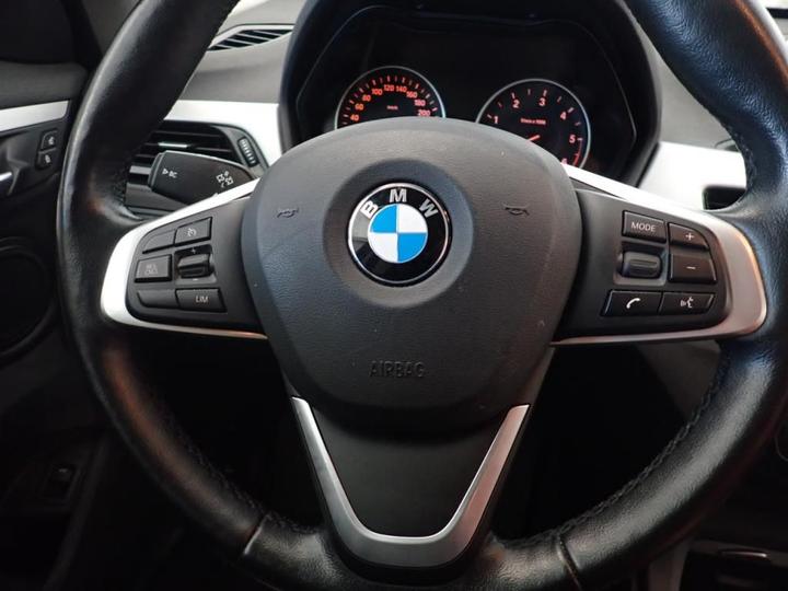 Photo 10 VIN: WBAHT710005J45850 - BMW X1 