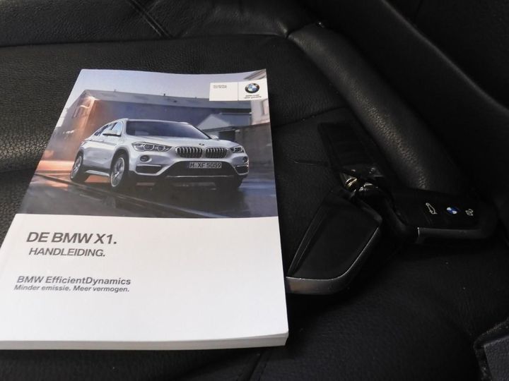 Photo 10 VIN: WBAHT710103F50758 - BMW X1 