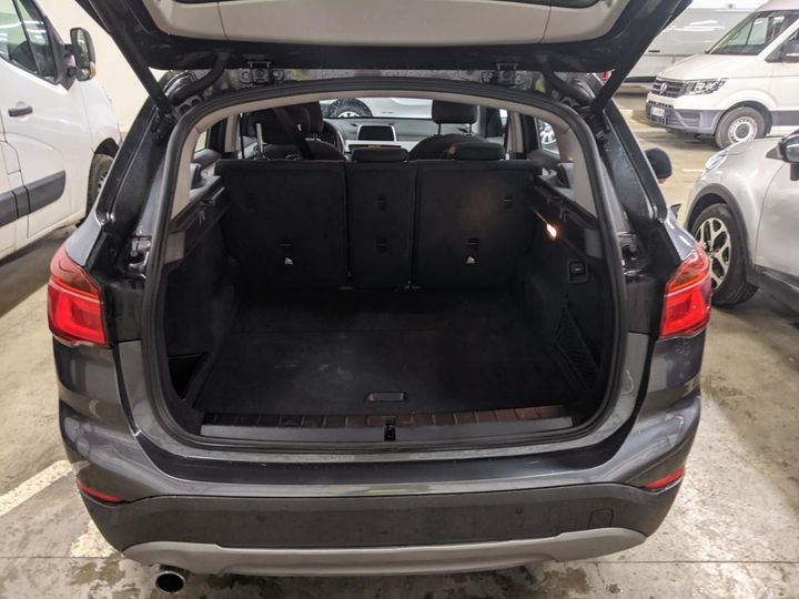 Photo 9 VIN: WBAHT710405J48640 - BMW X1 