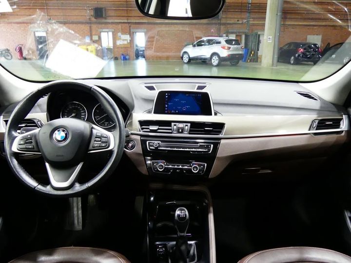 Photo 8 VIN: WBAHT910103F47564 - BMW X1 