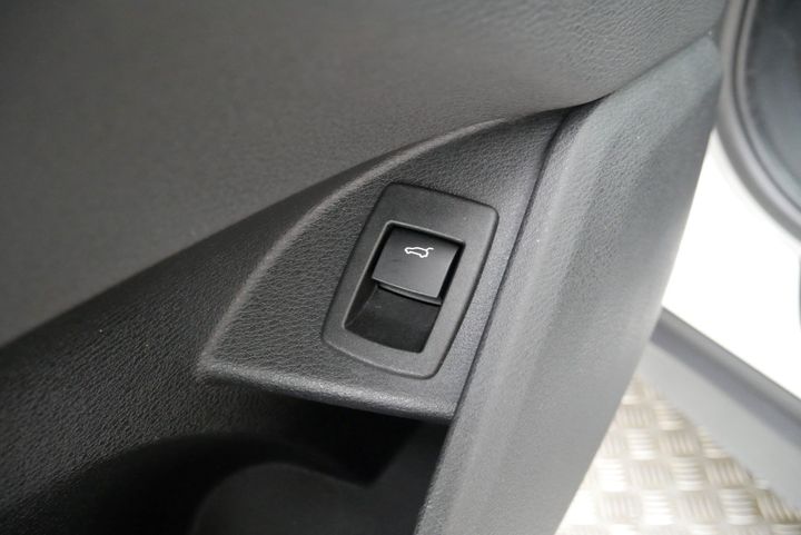 Photo 21 VIN: WBAHT910505K13989 - BMW X1 